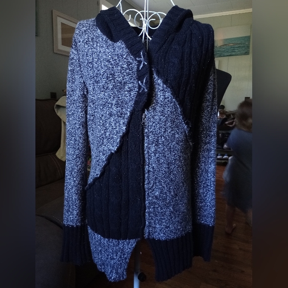 BKE sweater jacket - Picture 2 of 5